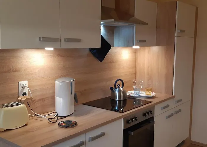 Tadina * 玛利亚采尔